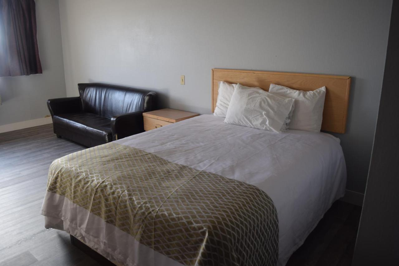 Venture Inn Hotel Saskatoon Extérieur photo